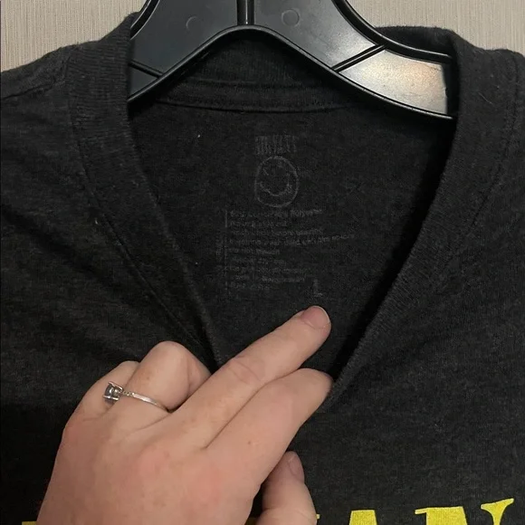 Nirvana retro Y2K women’s large distressed graphic t shirt - Picture 4 of 4